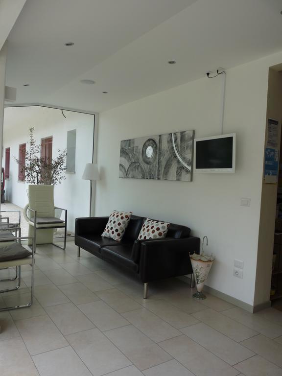 Hotel Pierre Riccione Esterno foto